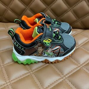 Disney Pixar Toy Story Woody and Buzz Toddler Light-Up Shoes size 6
